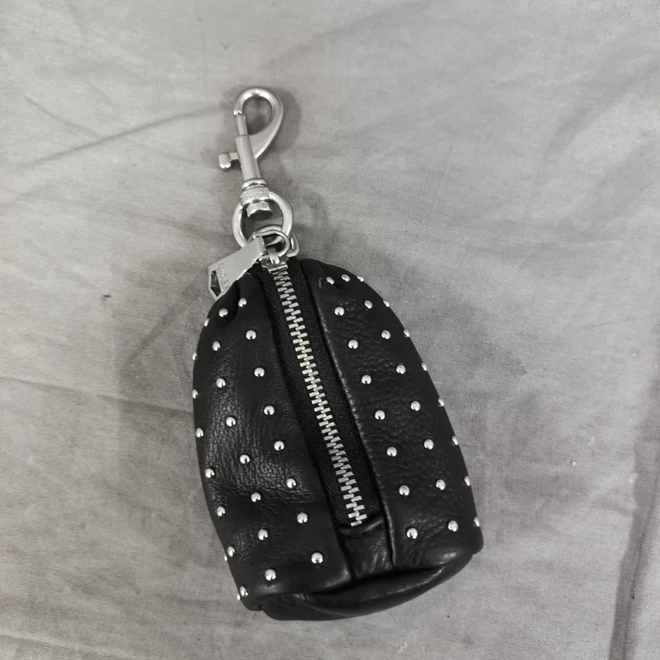 AIMEE KESTENBERG TAMITHA KEY FOB CHARM