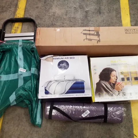 PALLET CONTAINING ASSORTED PRODUCTS INCLUDING OVER SINK DISH RACK, HEATED THROW, PREMIUM KING AIR BED, YOGA MAT & ASSORTED STEP LADDERS