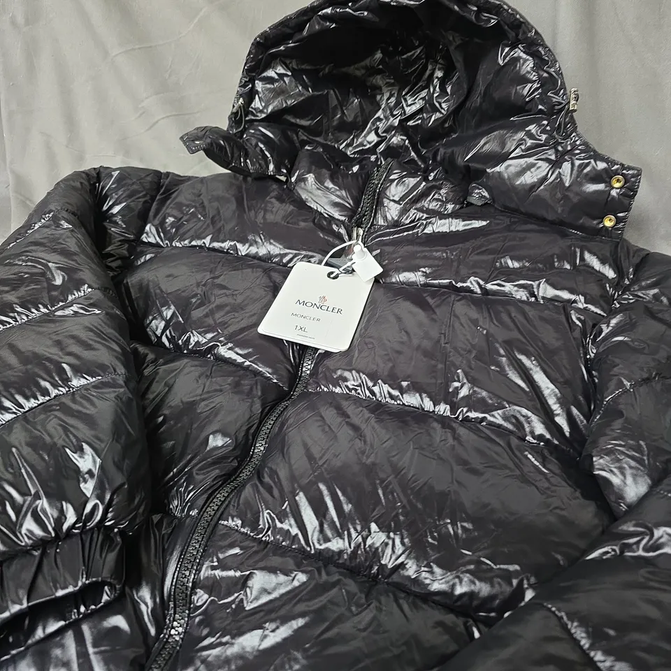 MONCLER FULL ZIP PADDED COAT - SIZE XL