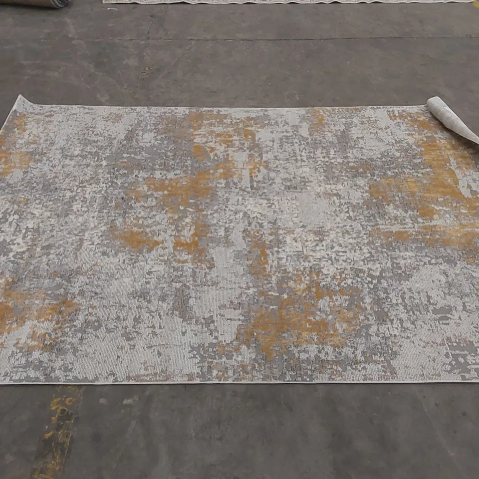 EDGEWORTH SILVER GOLD BEIGE RUG // SUZE: 200 X 300cm