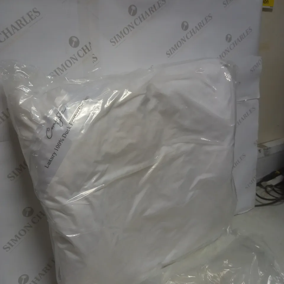 COMFYTEX LUXURY 100% DUCK FEATHER CUSHION