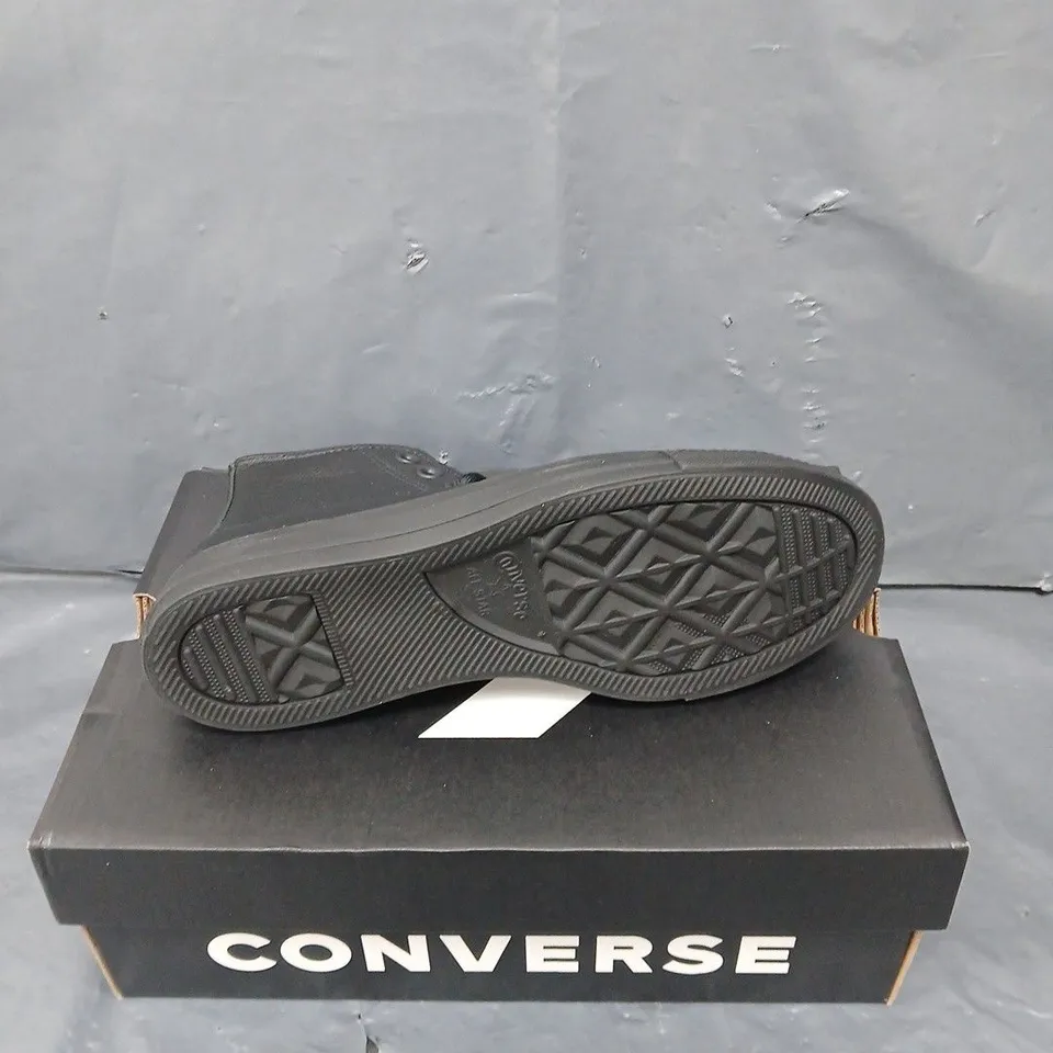 BOXED PAIR OF CONVERSE UNISEX BLACK MONO BOOTS - 5.5