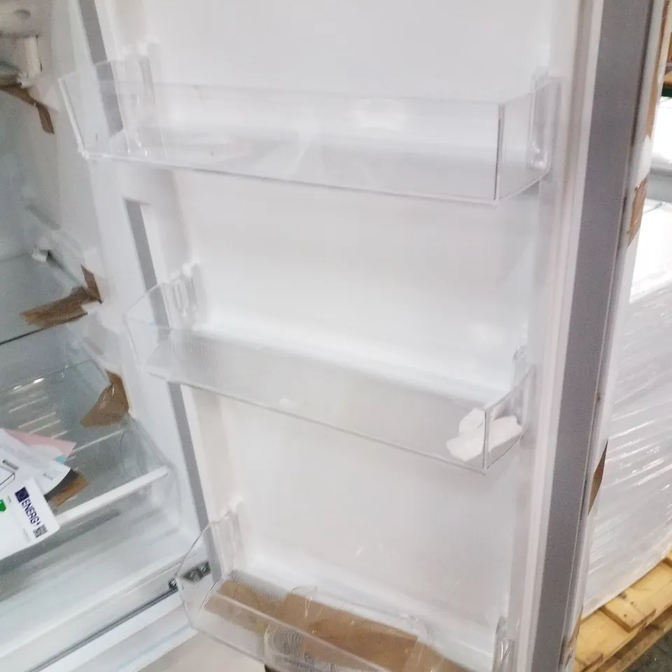 COMFEE FRIDGE FREEZER FREESTANDING 174L WHITE