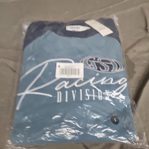BAGGED HOLLISTER SWEATSHIRT - SIZE SMALL