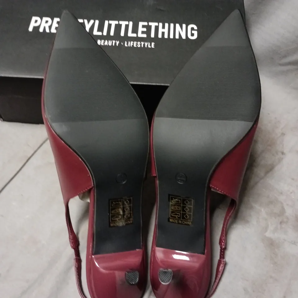 PRETTYLITTLETHING BURGUNDY SLINGBACK MID-HEELED COURT SHOES – UK 7