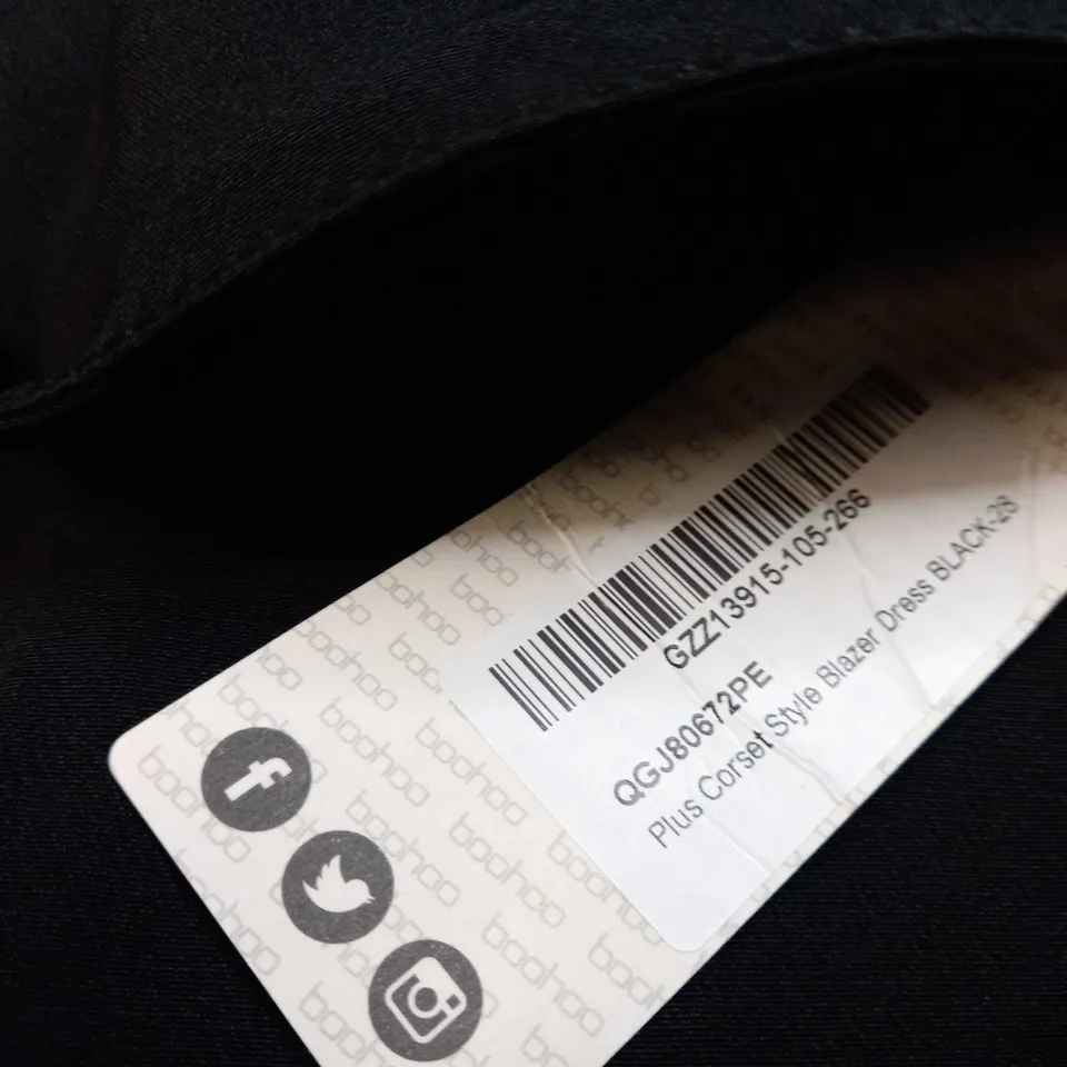 BOOHOO BLACK CORSET STYLE BLAZER DRESS - SIZE 28