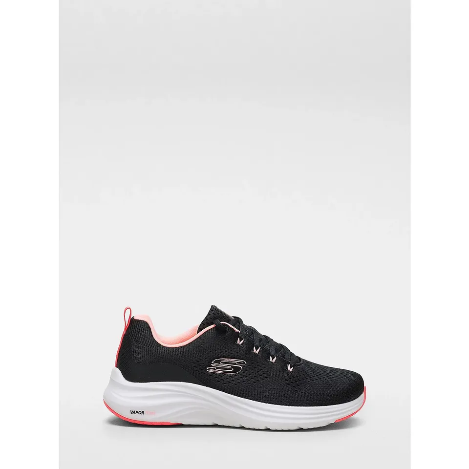 SKECHERS VAPOR FOAM LACE UP TRAINER IN BLACK SIZE 6 