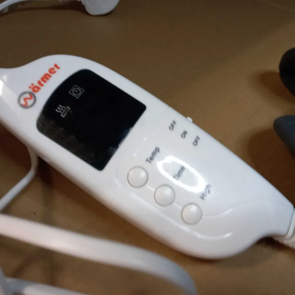 DESIGNER GREY LARGE HEATED THROW - SIZE APPROX 160X120CM