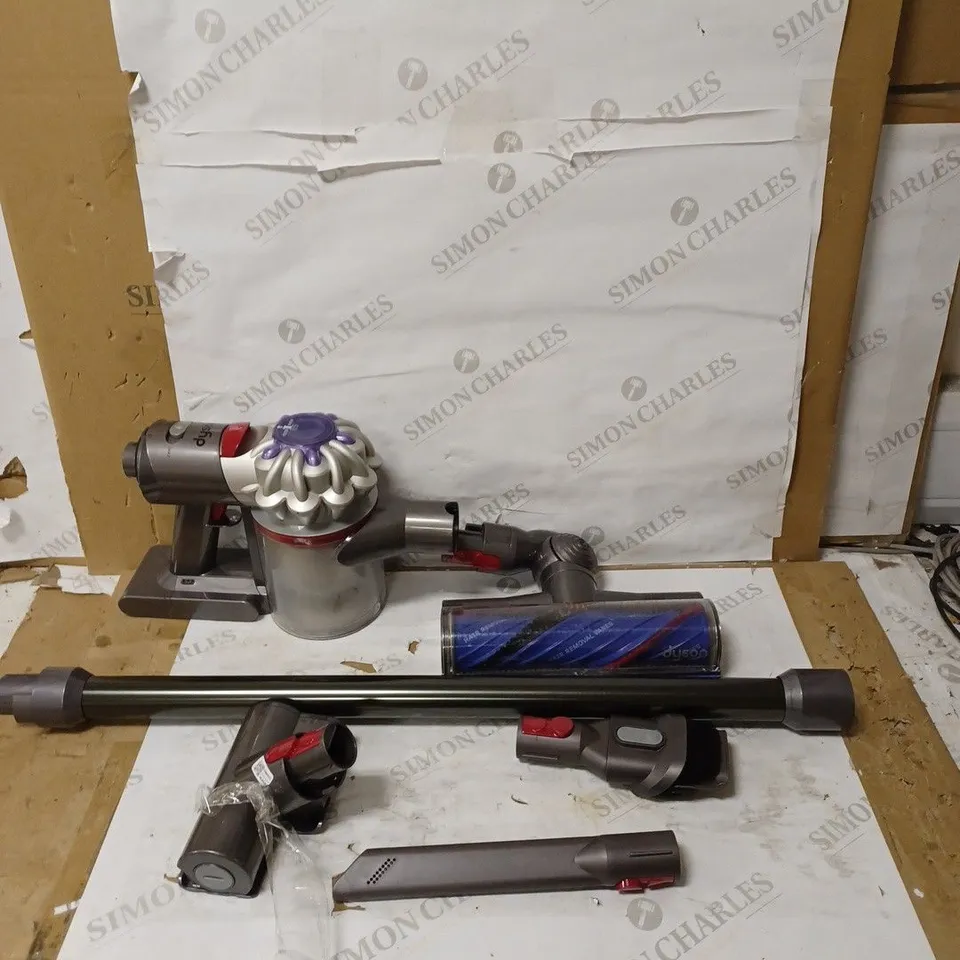 DYSON V8 ANIMAL HOOVER CORDLESS