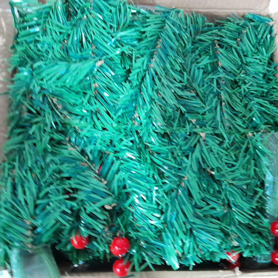 BOXED 2.7M XMAS GARLAND 