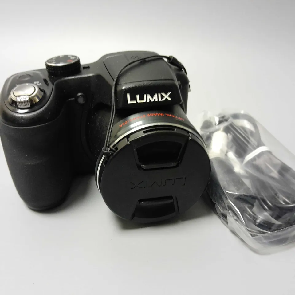 BOXED LUMIX DMC-LZ20