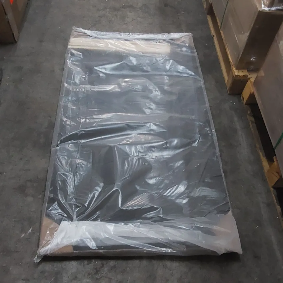 BAGGED UPHOLSTERED HEADBOARD - DOUBLE