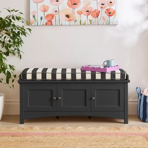 BOXED BEATRICE STORAGE BENCH - BLACK (1 BOX)