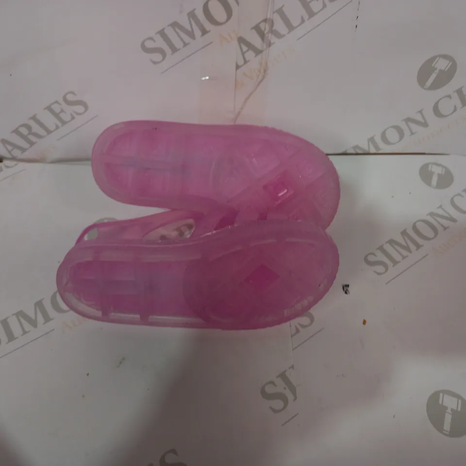 PAIR OF PEPPA PIG MERMAID JELLY SANDALS SIZE KIDS6