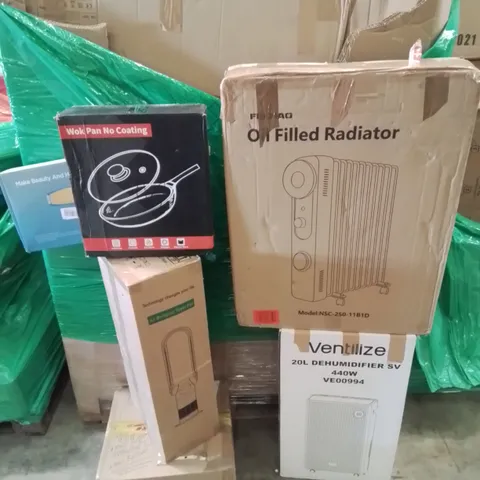 PALLET CONTAINING VARIOUS BOXED HOUSEHOLD ITEMS TO INCLUDE: DEHUMIDIFIER,  WOK PAN, OIL FILLED RADIATOR,  PANEL HEATERS, TOWER FAN AND LOTS MORE UNMARKED BOXED ITEMS.