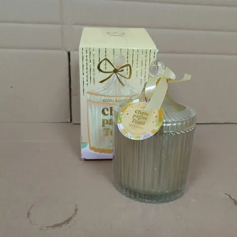 BOXED ROYAL ESSENCE CHAMPAGNE TOAST SOY CANDLE