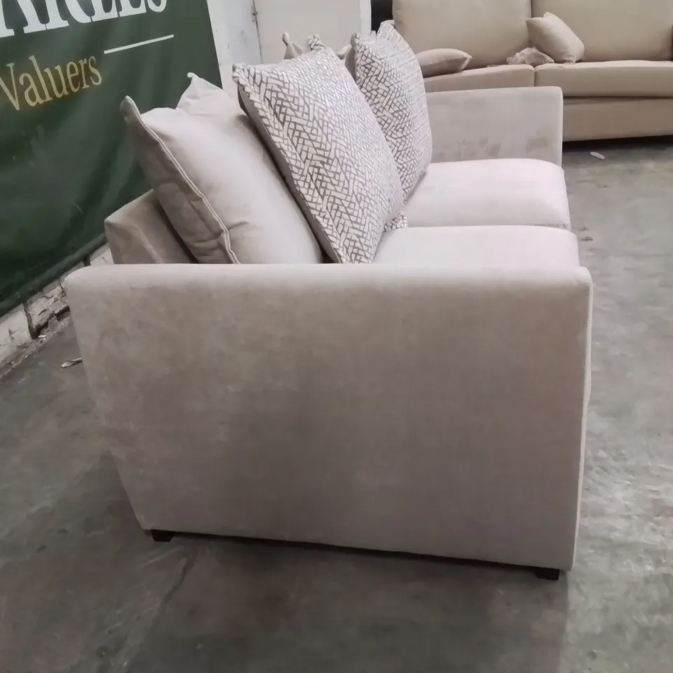 QUALITY DESIGNER 3 SEATER CREAM FABRIC UPHOLSTERED SOFA