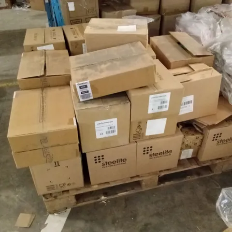 PALLET TO CONTAIN A MIXED ASSORTMENT OF CATERING SUPPLIES, INCLUDING STEELITE PLATES ETC