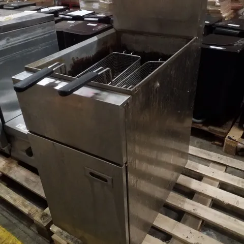 LINCAT TWIN TANK FRYER