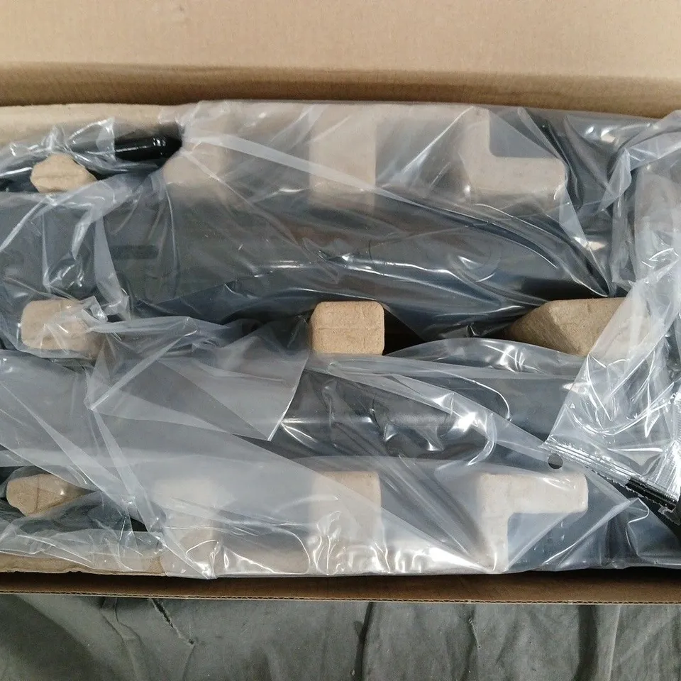 BOXED INVISION MX400 DUAL MONITOR ARM