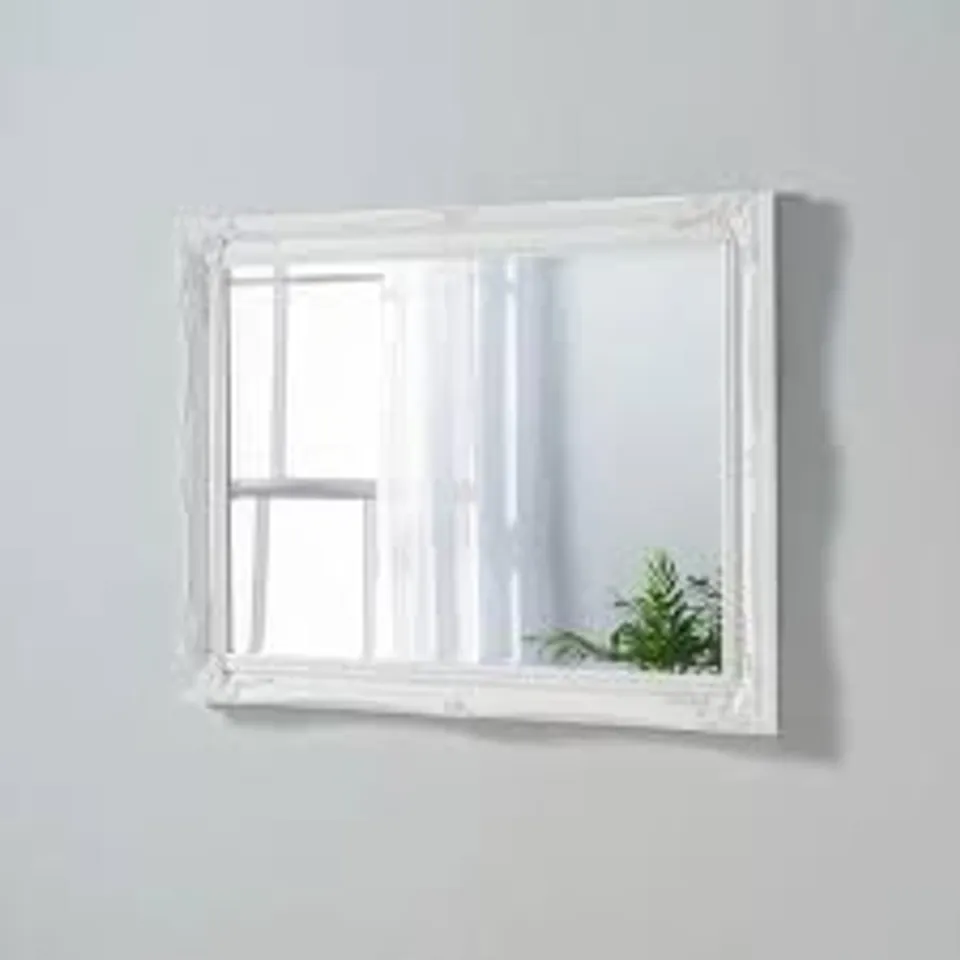 BOXED YEARN MIRROR - WHITE