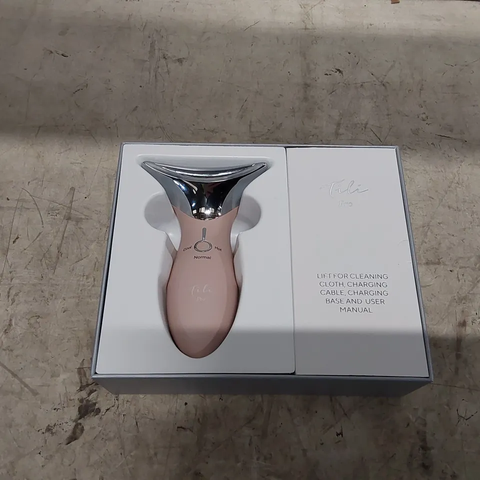 BOXED TILI PRO LED ANTI-AGEING HOT & COLD FACIAL TONING DEVICE (1 BOX)