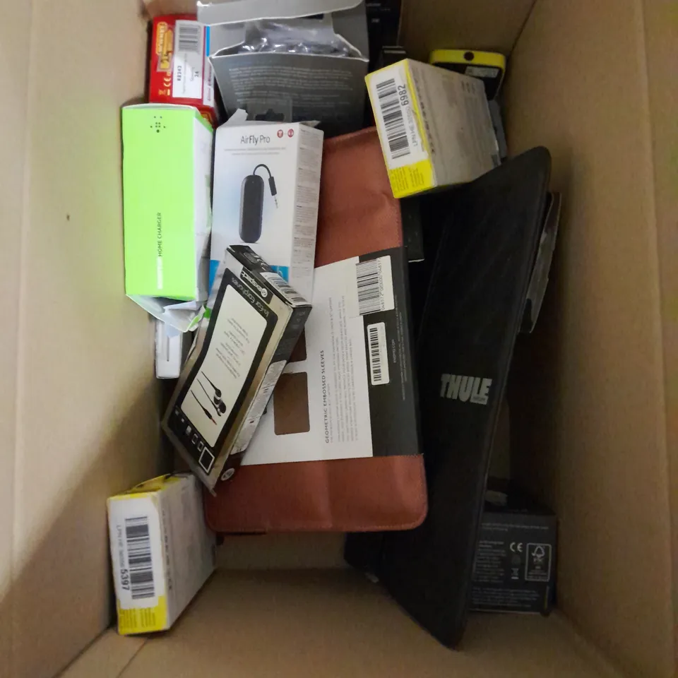 BOX OF APPROX 20 ASSORTED ELECTRICAL ITEMS AND ACCESSORIES TO INCLUDE CATHEDRAL LAMINATOR, KINDLE COVER, HP PRINTER PAPER ETC