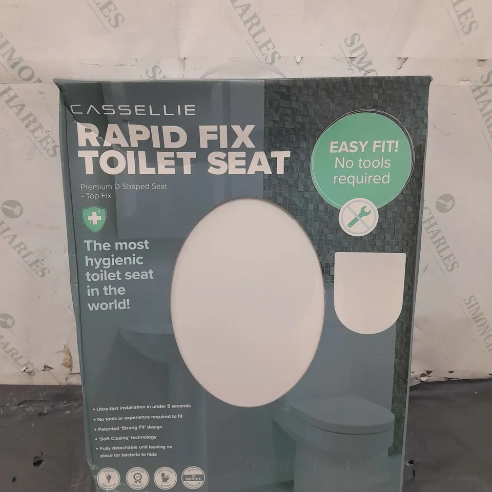 BOXED CASSELLIE RAPID FIX TOILET SEAT IN WHITE