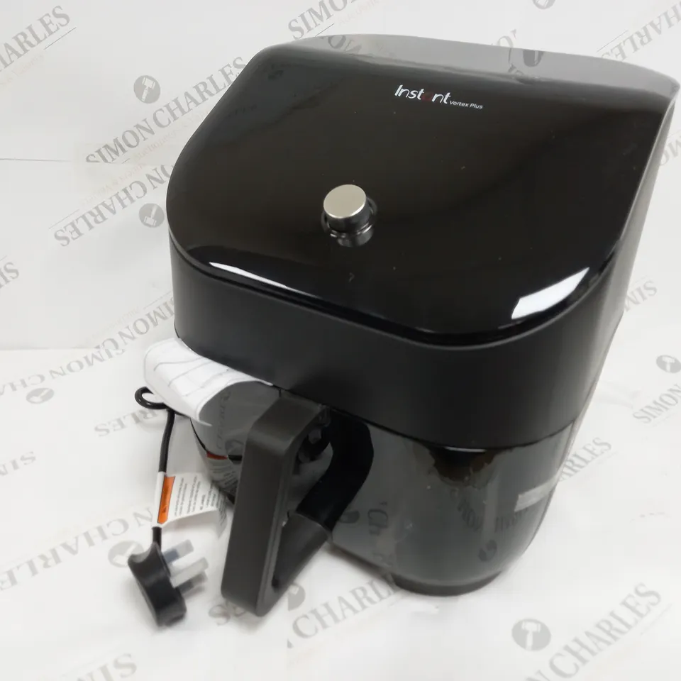 BOXED INSTANT VORTEX PLUS 6 IN 1 AIR FRYER