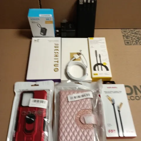 APPROX 15 ASSORTED PHONE ITEMS TO INCLUDE PHONE CASES, CHARGERS AND POWER BANKS