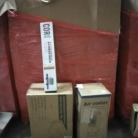 PALLET OF ASSORTED PRODUCTS AND HOUSEHOLD GOODS TO INCLUDE;SKATEBOARD WALL RACK,STAINLESS STEEL CAT LITTER TRAY,AIR COOLER