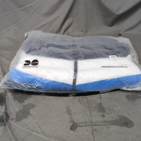 CROSSHATCH COAT NAVY/BLUE/WHITE UK MEDIUM. BAGGED