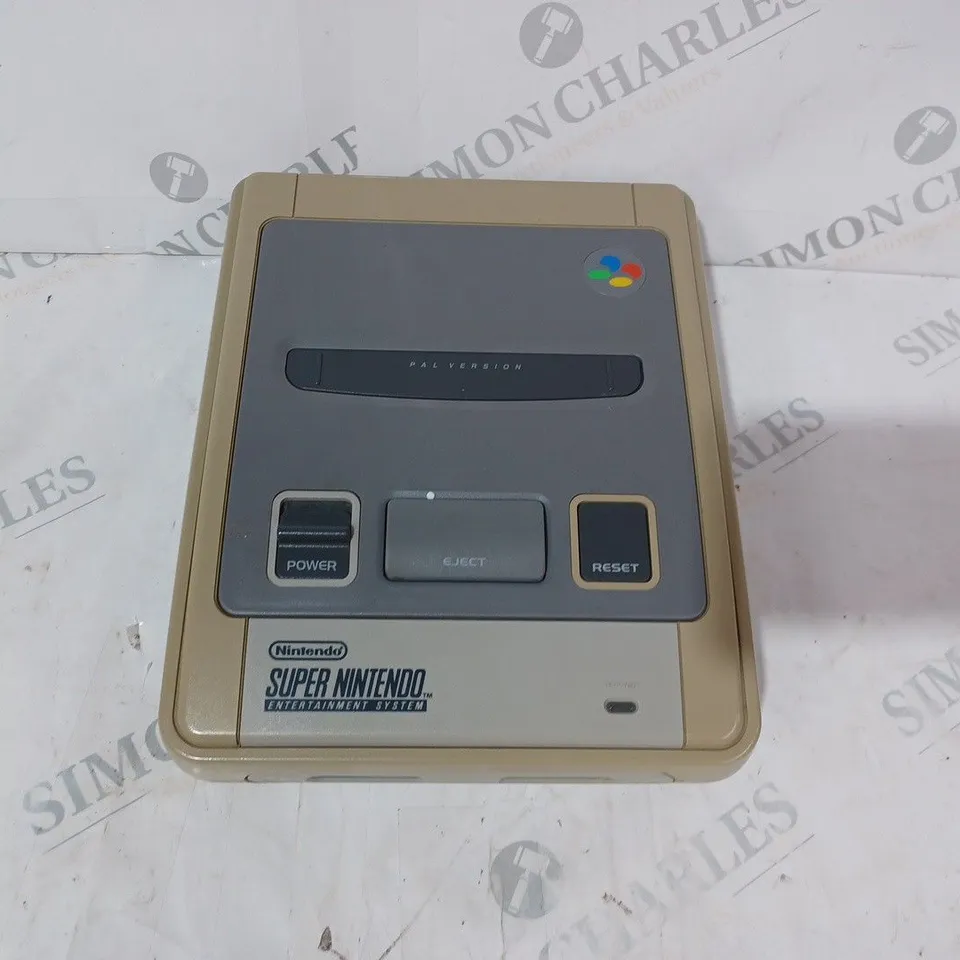 NINTENDO SUPER NES (PAL) CONTROL DECK - SNSP-001A(UKV)