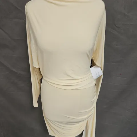 CLUB LONDON EMILIA LONG SLEECE MINI DRESS WITH SASH IN LEMON SIZE 8