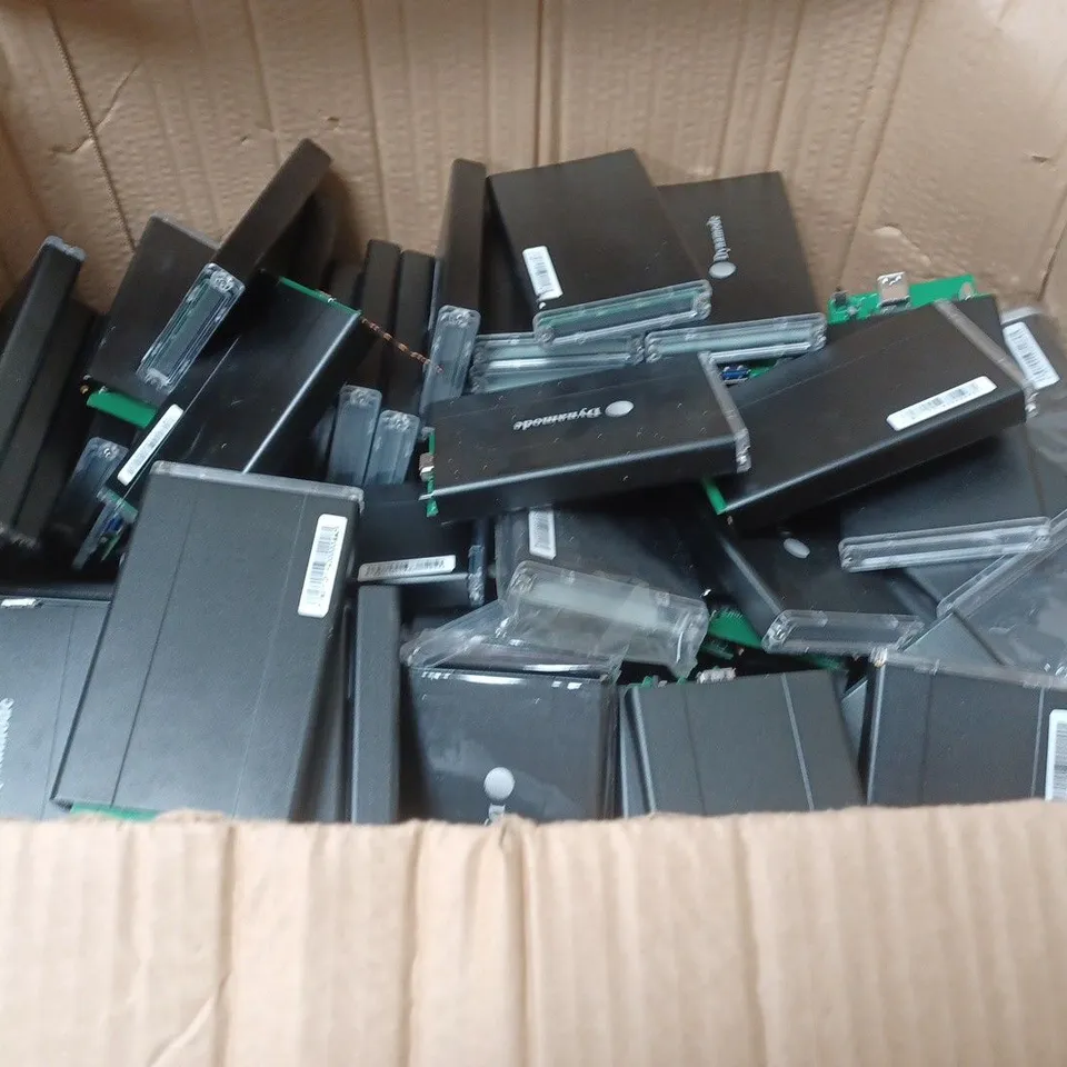 APPROXIMATELY 30 DYNAMODE HARD DRIVE CASES