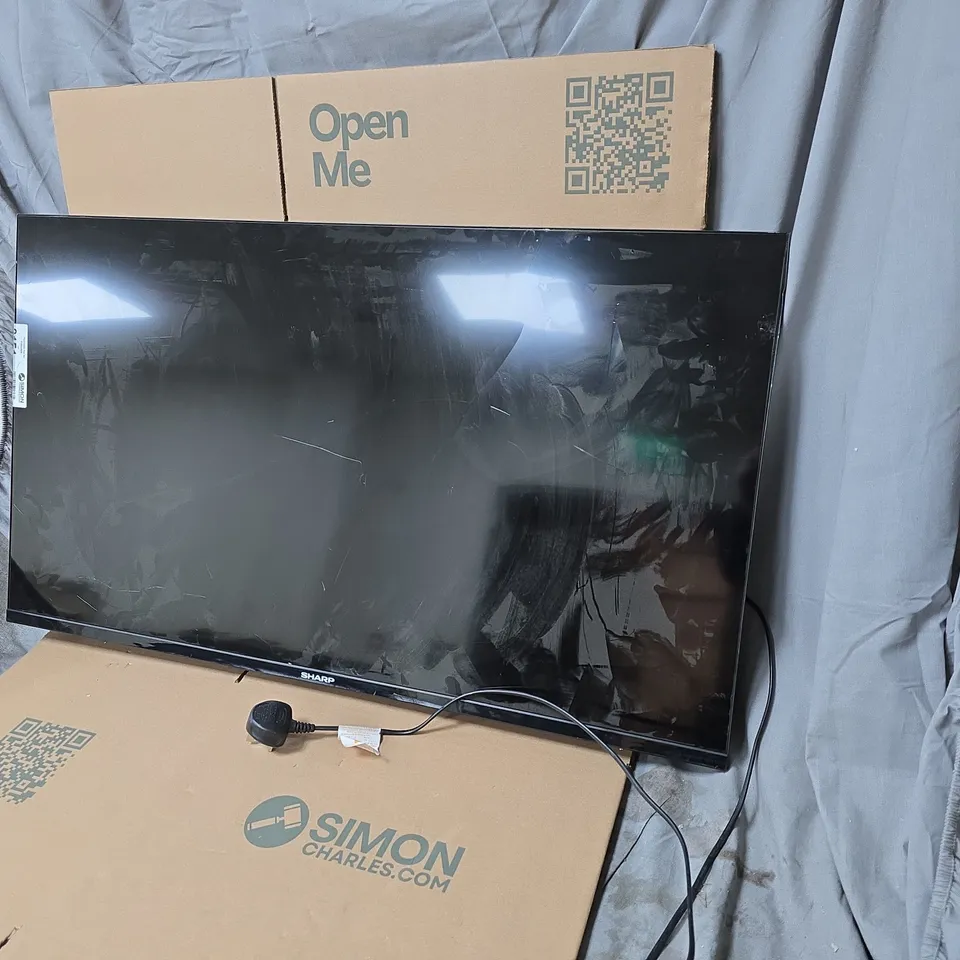 SHARP 40" LED LCD TV 40FH2KA - DAMAGED 