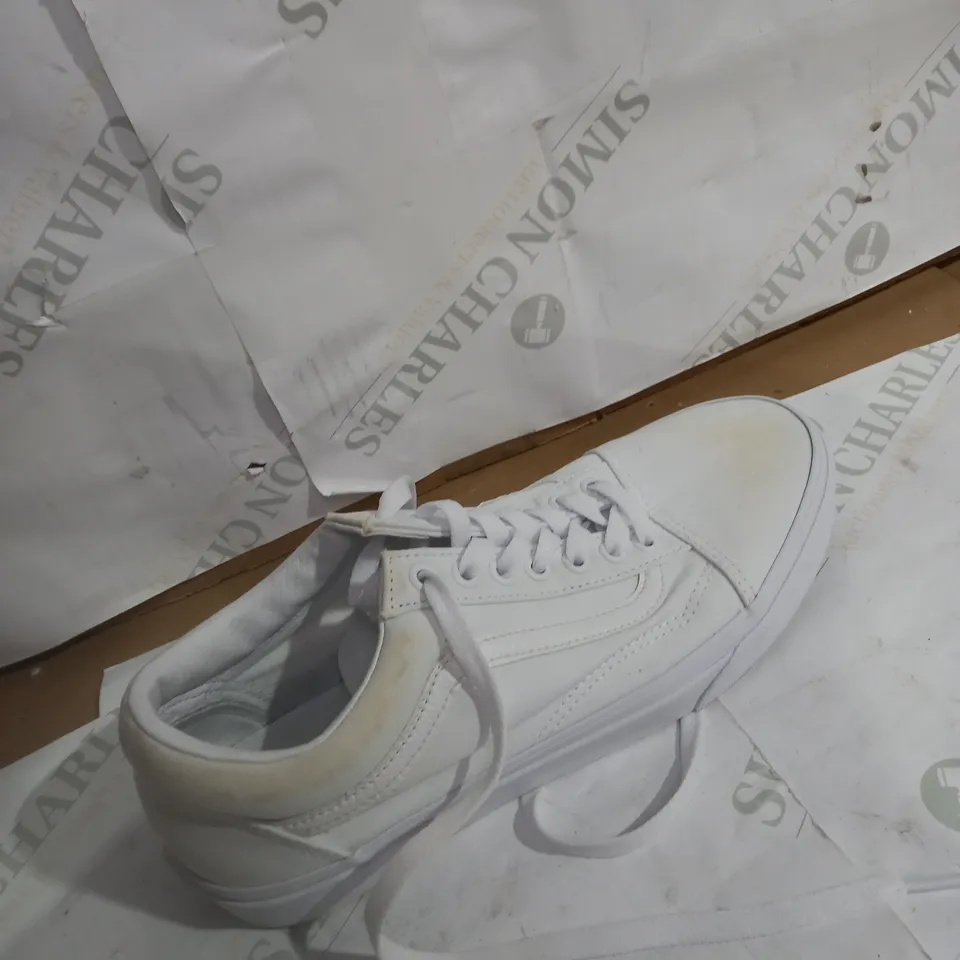 VANS OLD SCHOOL - TRUE WHITE