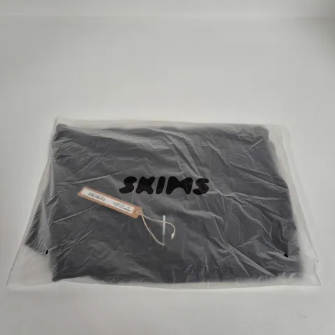 SKIMS SMOOTH LAYERS CREWNECK MINI DRESS β OBSIDIAN, SIZE M