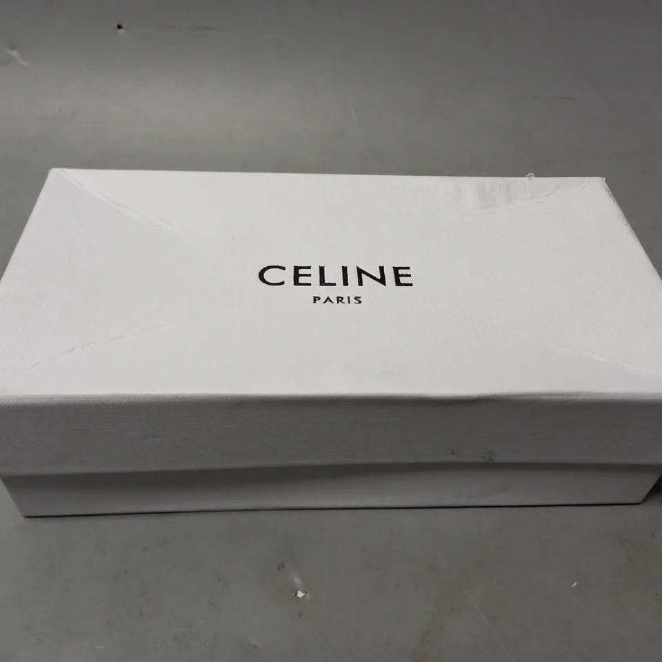 BOXED CELINE SUNGLASSES (CL40194U)