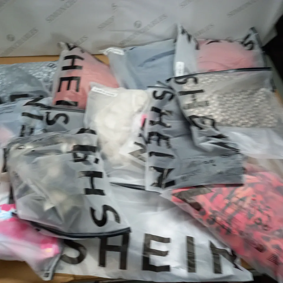 LOT OF 15 ASSORTED BAGGED SHEIN CLOTHING ITEMS IN VARIOUS SIZES
