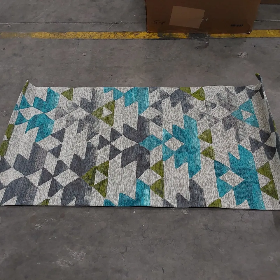 SMART HALI BEIGE/AQUA RUG // SIZE: 80 X 150cm