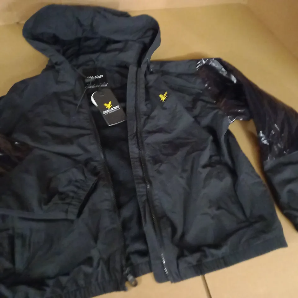 LYLE & SCOTT BLACK ZIP THROUGH LIGHTWEIGHT JACKET - XS
