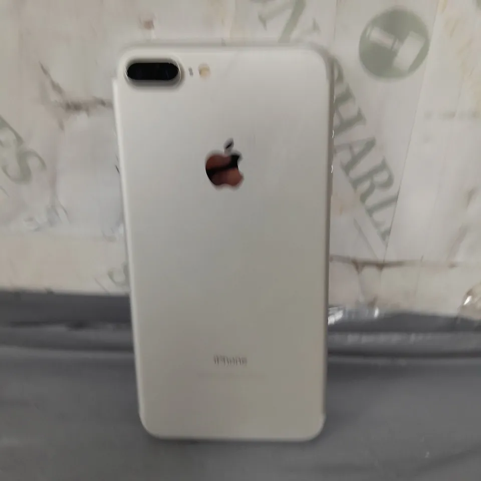 APPLE IPHONE 7 PLUS SILVER
