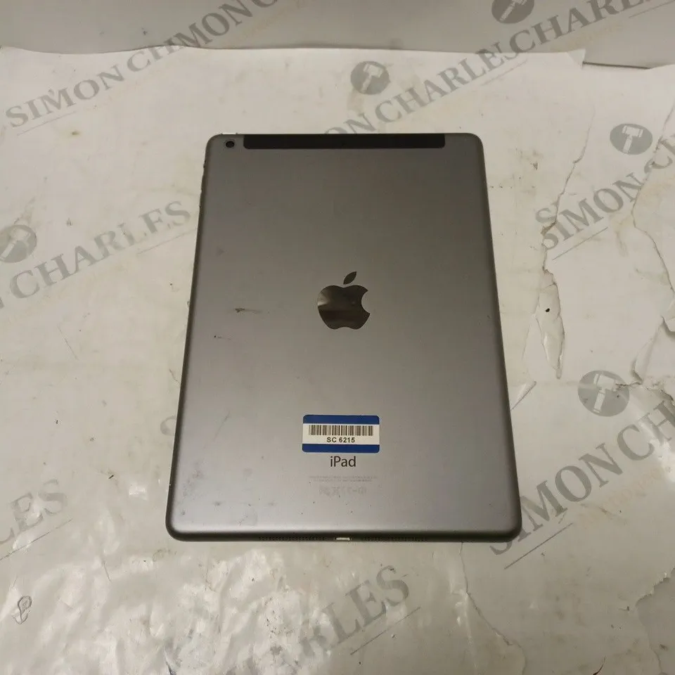 APPLE IPAD IN GREY MODEL A1475