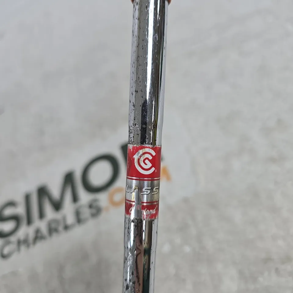 CLEVELAND GOLF PUTTER WITH KARMA GRIP (17-4 SS), CHROME FINISH