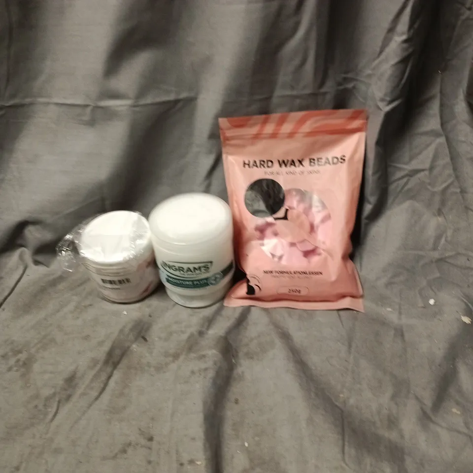 APPROXIMATLEY 15 ASSORTED COSMETIC ITEMS INCLUDING HARD WAX BEADS, INGRAMS MOISTURE PLUS CREAM AND PINK NOON VEGAN SCRUB