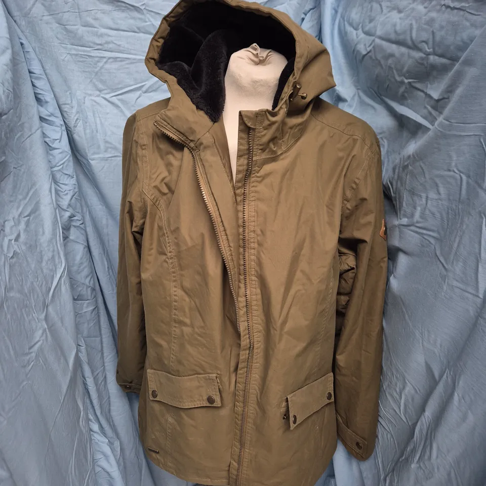 REGATTA GREAT OUTDOORS HOODED PARKA – WOMEN'S, UK 18