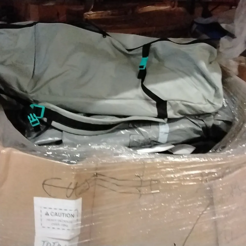 PALLET CONTAINING A LARGE QUANTITY OF INFLATABLE PADDLE BOARDS