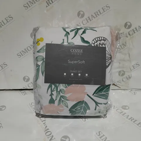 COZEE HOME SUPERSOFT BUTTERFLY PATTERN DUVET SET - SUPER KING 