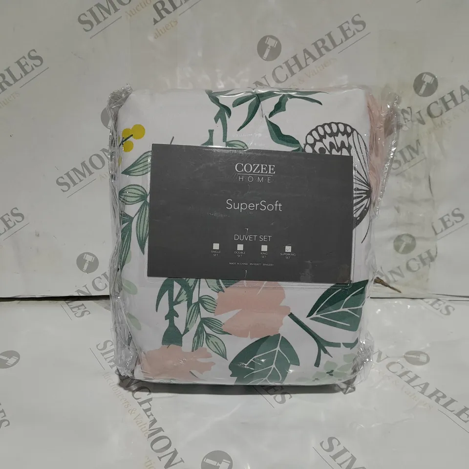 COZEE HOME SUPERSOFT BUTTERFLY PATTERN DUVET SET - SUPER KING 